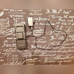 Xbox one and one S magnetic battery pack charging dock